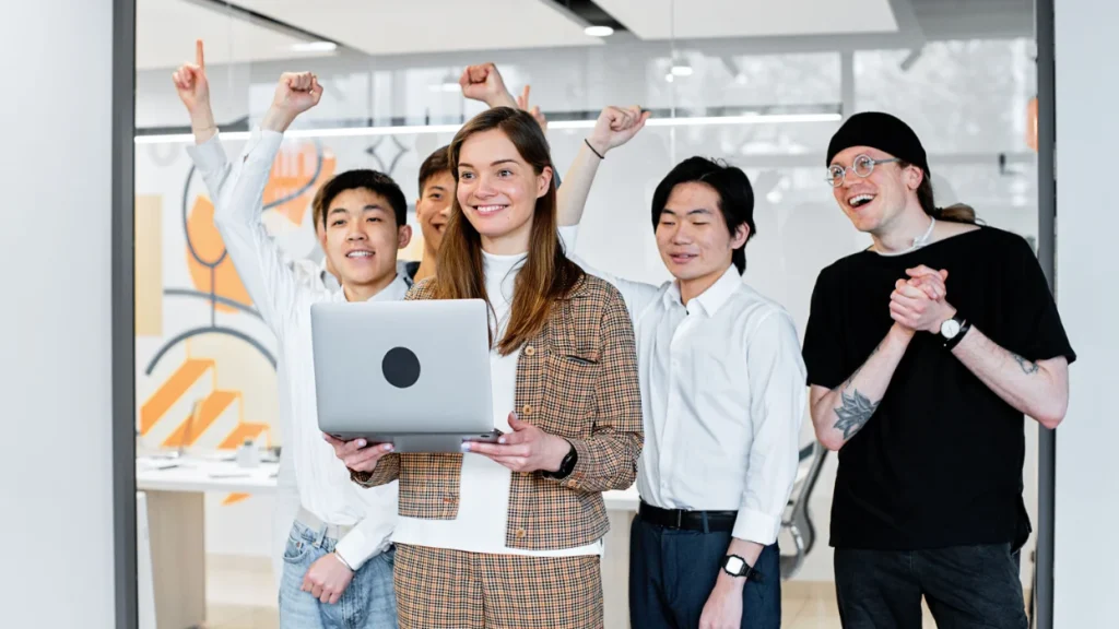 transition-groupe-collegue-metier-mmobilite-interne